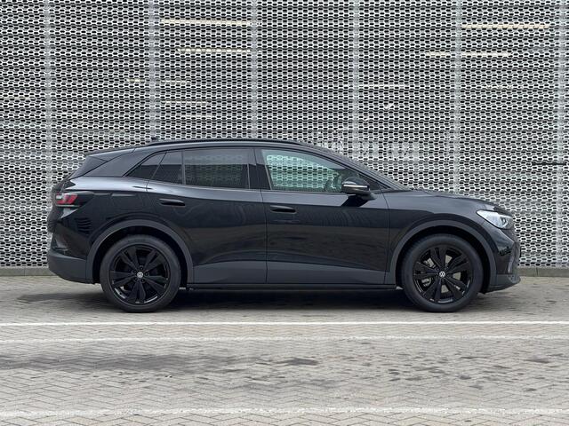 Volkswagen ID.4 Pro Limited Edition 286PK 77 kWh / Resterende Fabrieksgarantie / Trekhaak / 360° Camera / 20'' LMV / VW