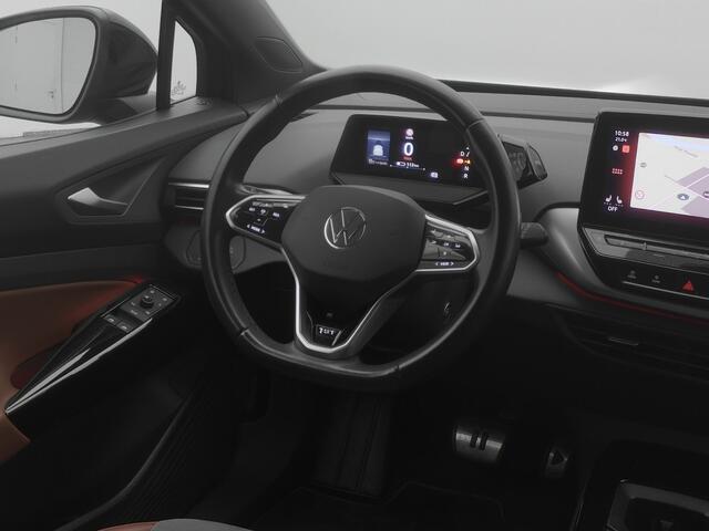 Volkswagen ID.4 First 77 kWh | CAMERA | ADAPTIVE | STOEL- EN STUURVERW. | TREKHAAK