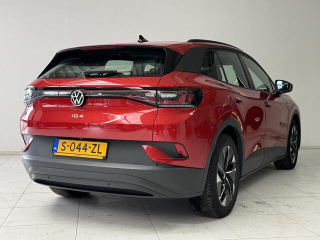 Volkswagen ID.4 Pro 77 kWh | SOH 95% | Apple CarPlay / Android Auto | 360° Camera | Trekhaak | Warmtepomp |