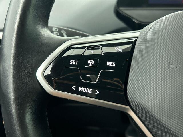 Volkswagen ID.4 Life 77 kWh Auto. Navigatie Apple Carplay/Android Auto Adaptive Cruise Control Parkeersensoren Stoel- en stuurverwarming Full Led Climate Control Lichtmetalen velgen