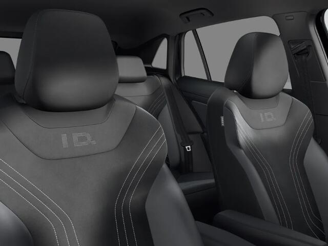Volkswagen ID.4 Pro Limited Edition Plus 77 kWh accu 286 pk · Trekhaak, elektrisch uitklapbaar ·