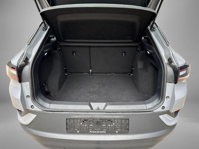 Volkswagen ID.4 Pro Business Advantage 204pk 77 kWh · SOH 95,4% · Camera · Wegklapbare Trekhaak · Apple/Android Car Play · Stoel-& Stuurverwarming · 19'' Inch ·