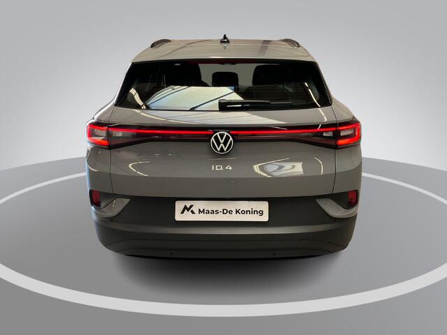 Volkswagen ID.4 Pro 128KW/174PK 77 kWh · SOH 95,6% · Camera · Warmtepomp · Apple/Android Car Play · Parkeer Sensoren · Fabrieksgarantie t/m 23-05-2027 of 100.000KM ·