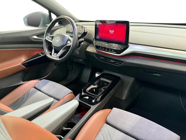 Volkswagen ID.4 First Max 77 kWh I Panoramadak I Leder I Memory I Elek. Achterklep I Adaptive Cruise I Camera I Stoelverwarming I