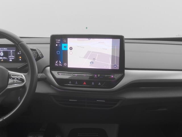 Volkswagen ID.4 First Max 77 kWh | PANO | CAMERA | ADAPTIVE | STOEL- EN STUURVERW.