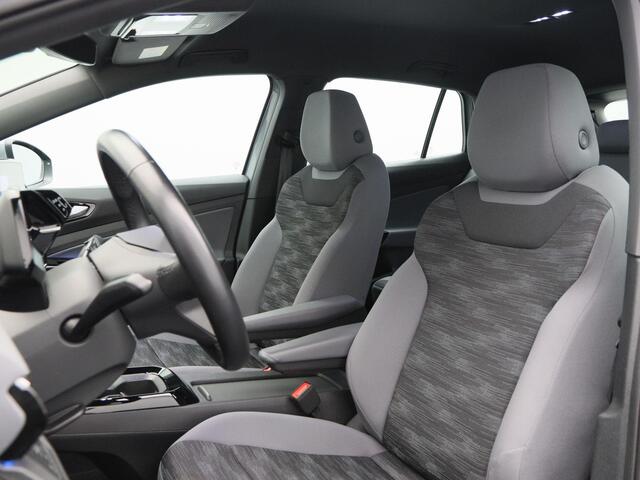 Volkswagen ID.4 Pro 77 kWh 204 Pk | Trekhaak | 19 Inch | 360 Camera | Stoelverwarming | Adaptive Cruise | 101.358 Km!!