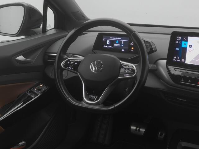 Volkswagen ID.4 First 77 kWh | CAMERA | ADAPTIVE | STOEL- EN STUURVERW. | TREKHAAK