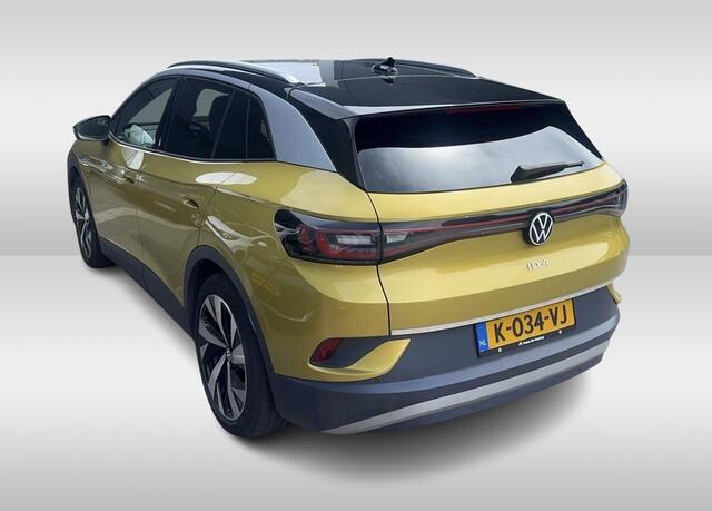 Volkswagen ID.4 Life 77 kWh / SOH 93,9% / Trekhaak / Camera / Apple CarPlay / DAB / 20'' / LED / Alcantara / Stoelverwarming / ACC