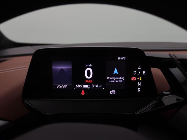 Volkswagen ID.4 Pro Advantage 77 kWh 204PK Aut. SOH 94,16%, Panoramadak, Trekhaak, Matrix LED Verlichting, Achteruitrijcamera, 19" LM Velgen