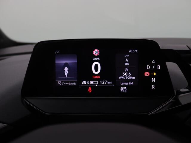 Volkswagen ID.4 Pure 52 kWh 170PK Aut. SOH 90,48%, Panoramadak, Head-Up Display, Achteruitrijcamera, Sportonderstel, Keyless, 19" LM Velgen, Navi, Stoel-Stuurverwarming, Matrix LED-Verlichting