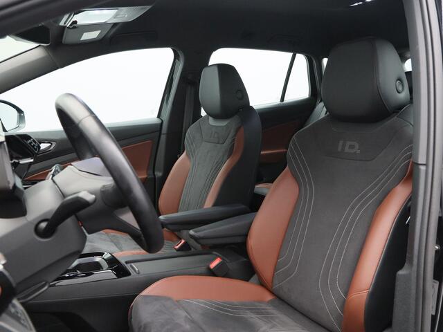 Volkswagen ID.4 Pro Business 77 kWh 204 Pk | Trekhaak | Carplay | Adaptive Cruise | Elektrische Stoelen | Leder Stuurwiel | 19 Inch