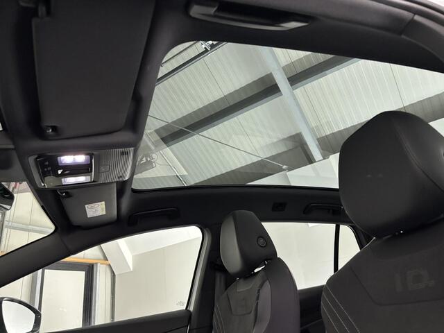 Volkswagen ID.4 Pro 77 kWh | TREKHAAK | PANO | MEM. MASSAGE STOELEN | HARMAN KARDON |