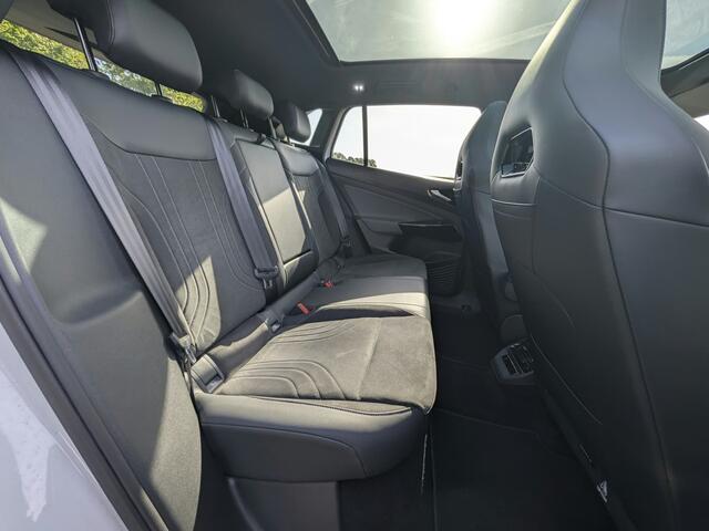 Volkswagen ID.4 Pro 77 kWh | 96% SoH | Pano | ErgoActive | Alcantara | 360 Camera | Stoel- stuurverw. | ACC | Navi | Carplay | PDC | Voorruitverw.