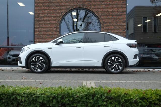 Volkswagen ID.5 Pro Business 77 kWh Warmtepomp, 360° Camera, Headup display, Sportstoelen