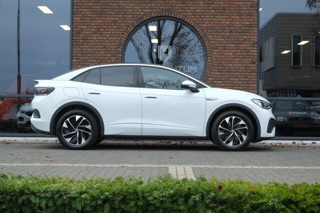 Volkswagen ID.5 Pro Business 77 kWh Warmtepomp, 360° Camera, Headup display, Sportstoelen