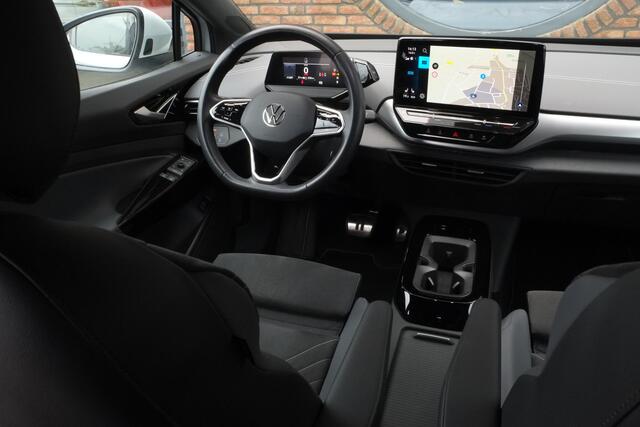Volkswagen ID.5 Pro Business 77 kWh Warmtepomp, 360° Camera, Headup display, Sportstoelen