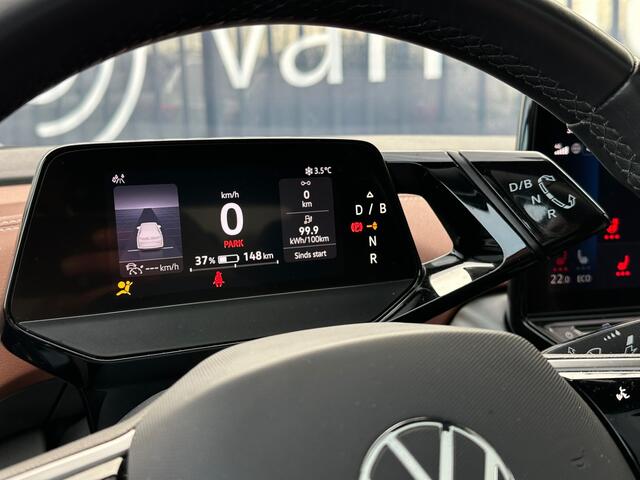 Volkswagen ID.5 Pro 77 kWh 204pk Panoramadak Navigatie LED-Matrix