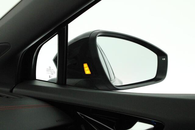 Volkswagen ID.5 GTX 77 kWh HUD Panoramadak Navigatie