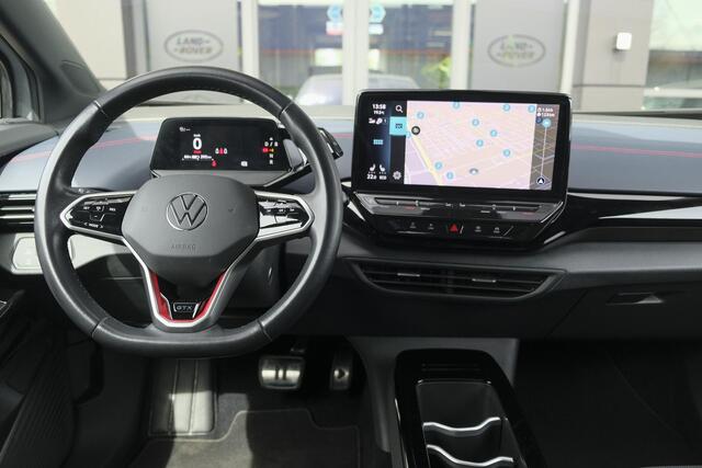 Volkswagen ID.5 GTX 300pk 77 kWh Sportstoelen Warmtepomp Trekhaak elektrisch NLauto 1e Eigenaar