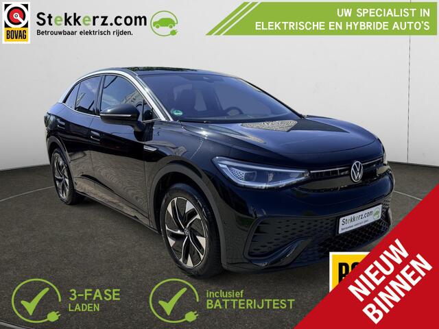 Volkswagen ID.5 Pro 77 kWh | All-in prijs incl. 12 mnd BOVAG garantie | Elek. Trekhaak | Panoramadak | IQ Light | 3D Camera | HUD