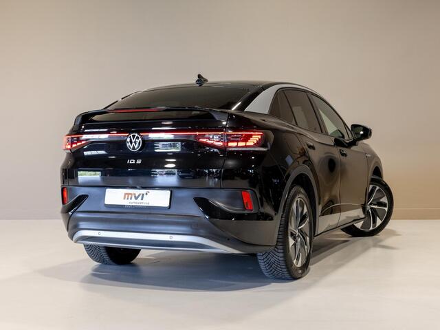 Volkswagen ID.5 Pro 77 kWh SOH 95% / 204pk / Achteruitrij camera / Stoelverwarming /
