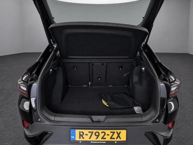 Volkswagen ID.5 Pro 77 kWh 174pk · SOH 95,1% · Camera · Keyless · Stuur- & Stoelverwarming · Alarmklasse 3 · Parkeer Assistent · Apple/Android Car Play · Velours Bekleding ·
