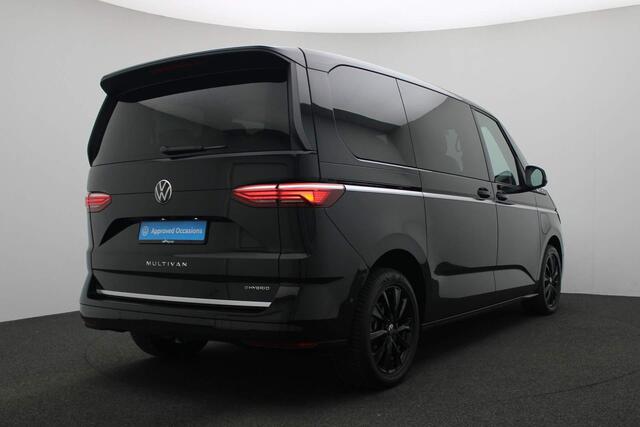 Volkswagen MULTIVAN 7 pers. 1.4 218PK DSG eHybrid L1H1 Style | Trekhaak | Elektr. schuifdeuren | Leder/alcantara | HUD | Camera | Stoelverwarming | Navi | Standkachel