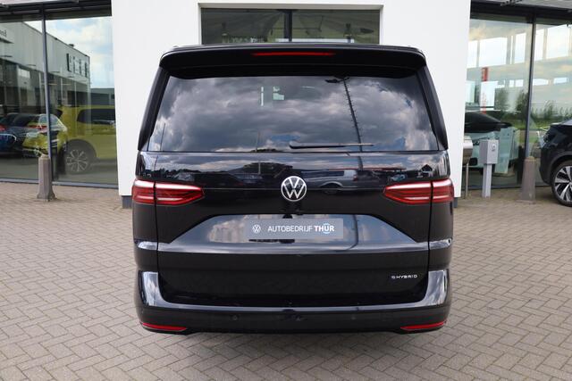 Volkswagen MULTIVAN 1.4 eHybrid L2 Bulli Edition 150PK / 110kW, Panoramadak, verwarmbare voorstoelen met massagefunctie, 3-zone climatronic, full map navigatie, cruise control, draadloos Apple Carplay & Android Auto, alarmsysteem