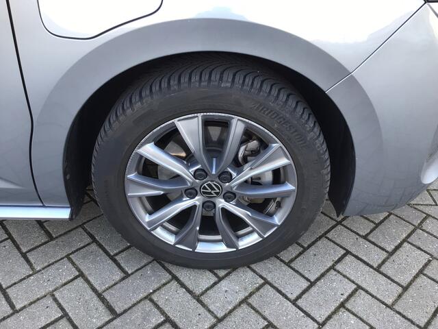 Volkswagen MULTIVAN 1.4 eHybrid L2H1 Life Business