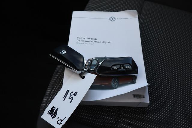 Volkswagen MULTIVAN 1.4 eHybrid L2H1 Style NL-Auto!! Panoramadak I 7-Persoon's