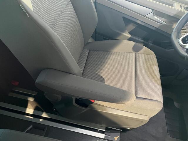 Volkswagen MULTIVAN Economy Business L1 1.5 eHybrid versn. DSG 4Motion | Parkeerpakket | Familie pakket | Achterklep met sluithulp | Wegklapbare trekhaak, met elektrische ontgrendeling |