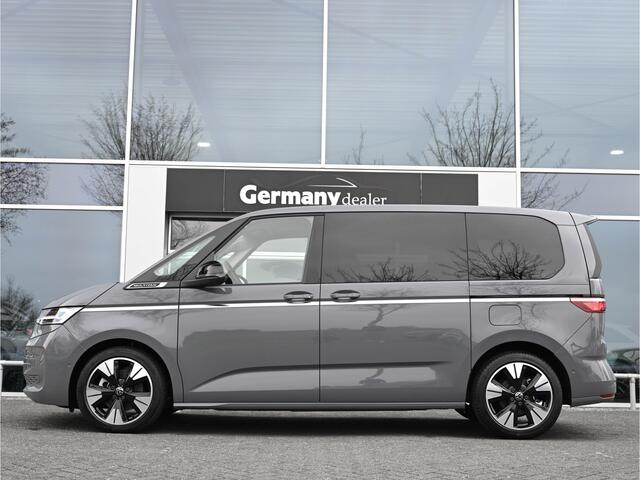 Volkswagen MULTIVAN 1.4 eHybrid 218PK Style Pano Head-Up IQ-light Standk 7-pers Sfeerverl. Keyless El-deuren VOL!