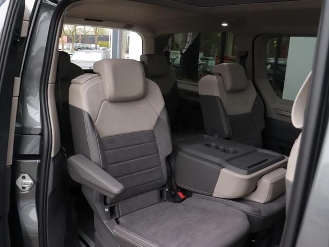 Volkswagen MULTIVAN Bedrijfswagens Bulli Edition L2 1.5 eHybrid EU6 180 kW | 4-Motion | Elektrische deuren | Trekhaak | Panoramadak | Camera | 7 persoons |