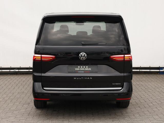 Volkswagen MULTIVAN 1.4 eHybrid L2H1 Style 218pk DSG | LED | Navigatie | 7-persoons | Leder | Cruise control | Stoelverwarming