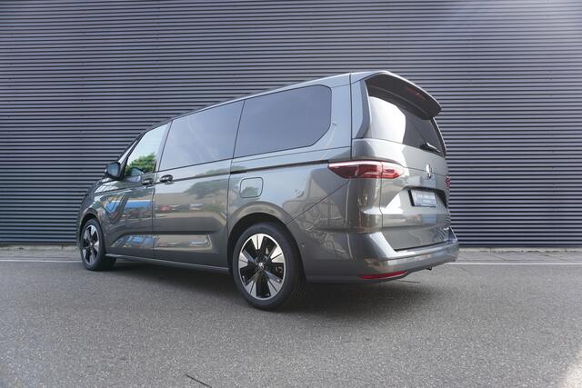 Volkswagen MULTIVAN 1.5 eHybrid L2 Bulli Edition 4-Motion 1.5 eHybrid L2 Bulli Edition 4-Motion, IQ Light koplampen, 7-persoons Vis-a-Vis, Navigatie, Trekhaak, Comfortstoelen met Art-velours