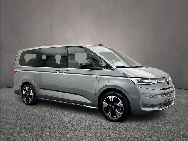 Volkswagen MULTIVAN 1.5 eHybrid 245pk DSG L2 Bulli Edition 4Motion | Assistentiepakket Plus | Elektrische deuren + achterklep | Trekhaak | Verwarmde voorruit |