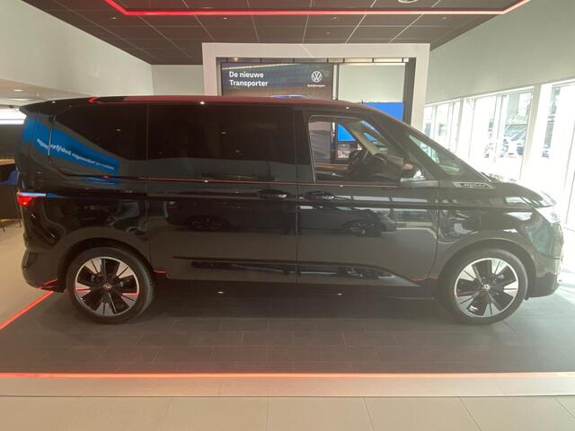 Volkswagen MULTIVAN Bulli L1 1.5 Ehybrid 180kW DSG 4 motion | Easy open pakket | Soundsystem "harman kardon" | Zitopstelling 2-2-3 met vis-a-vis mogelijkheid, met armleuningen | Top pakket |