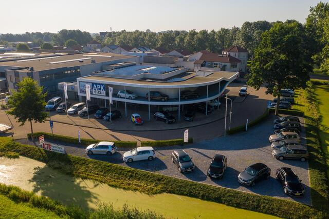 Volkswagen MULTIVAN T7 eHybrid DSG Bulli 7p (Pano,Trekhaak,Camera,Elek. schuifd)