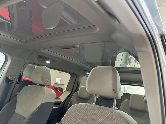 Volkswagen MULTIVAN 1.4 218pk DSG eHybrid L2H1 Life Business · Panoramadak · Camera · Keyless · Elek. Achterklep · 7. Persoons · Apple/Android Car Play · 18'' Inch · Garantie t/m 03-07-2027 of 150.000km