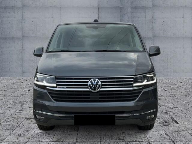 Volkswagen MULTIVAN T6.1 2.0 TDI L1H1 4Motion Generation SIX 204 PK DSG ACC EL. Stoelverstelling LED Trekhaak Leder 2 Schuifdeuren