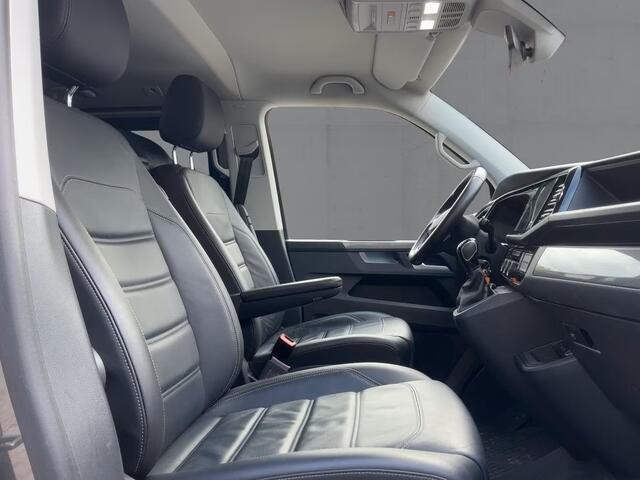 Volkswagen MULTIVAN T6.1 2.0 TDI L1H1 4Motion Generation SIX 204 PK DSG ACC EL. Stoelverstelling LED Trekhaak Leder 2 Schuifdeuren