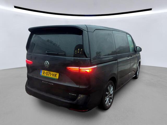 Volkswagen MULTIVAN 1.4 eHybrid L2H1 Energetic 1.4 eHybrid 218 pk Panoramadak | IQ Light | Achteruitrijcamera | Trekhaak