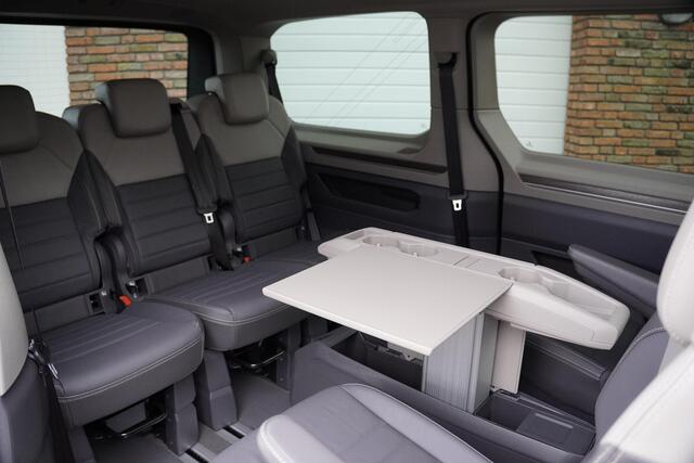 Volkswagen MULTIVAN Lang 1.5I PHEV Style L2 4-Motion Panoramadak Leder Trekhaak Area view