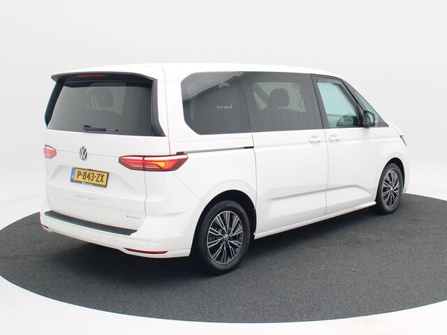 Volkswagen MULTIVAN 1.4 eHybrid 218 Pk Automaat L2H1 Style | 6 Peroons | Stoelverwarming | Camera | Climatronic | Cruise Control | CarPlay | Navigatie | 17 Inch | 55.389 Km !!