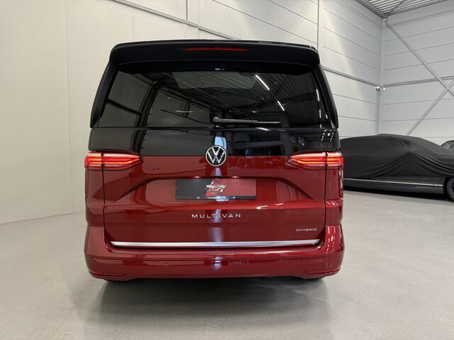 Volkswagen MULTIVAN 1.4 eHybrid Energetic 7p. PANO/HEAD-UP/H&K/MASSAGE+VENTILATIE/VOL-LEER/360CAMERA/ELECTR.SCHUIFDEUREN/IQ-LIGHT/ACC/ADAPTIVE-ONDERSTEL/TWO-TONE COLOUR/VOLLEDIG VW DEALER HISTORIE
