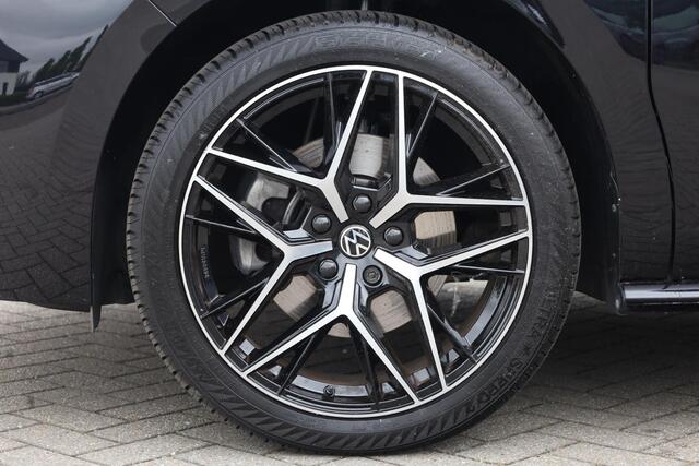 Volkswagen MULTIVAN 1.4 eHybrid L2 Bulli Edition 150PK / 110kW, Bulli Edition, NL auto, panoramadak, verwarmbare EcoComfort voorstoelen met massage- en geheugenfunctie, 3-zone climatronic, full map navigatie, cruise control, draadloos Apple Carplay / Android Auto, alarmsyste