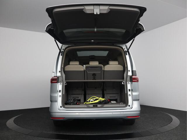 Volkswagen MULTIVAN 1.4 eHybrid L2H1 Style LED | Panoramadak | Elektrisch wegklapbare trekhaak | 7-persoons | Plug-in Hybrid
