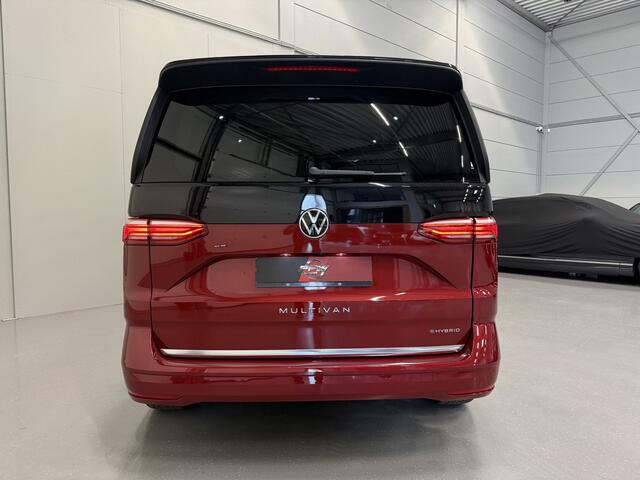 Volkswagen MULTIVAN 1.4 eHybrid Life 7p. CAMERA/ACC/18"BLACK/SOH 89%/CARPLAY/NAVI/DAB/STOELVERW/PRIVACY/TWO-TONE KLEUR/VOLLEDIG VW DEALER OH HISTORIE