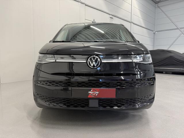 Volkswagen MULTIVAN 1.4 eHybrid L2 Energetic 6p. PANO/TREKHAAK/LEER/MASSAGE+VENTILATIE/H&K/HEAD-UP/CAMERA/ACC/ADAPTIVE-ONDERSTEL/ELECTR.SCHUIFDEUREN/18"/BLACK-PEARL/VOLLEDIGE VW DEALER HISTORIE, NET OH BEURT GEHAD!!