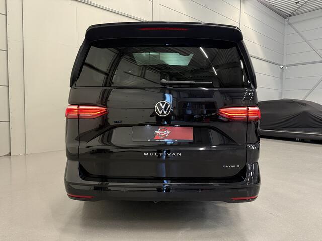 Volkswagen MULTIVAN 1.4 eHybrid L2 Energetic 6p. PANO/TREKHAAK/LEER/MASSAGE+VENTILATIE/H&K/HEAD-UP/CAMERA/ACC/ADAPTIVE-ONDERSTEL/ELECTR.SCHUIFDEUREN/18"/BLACK-PEARL/VOLLEDIGE VW DEALER HISTORIE, NET OH BEURT GEHAD!!